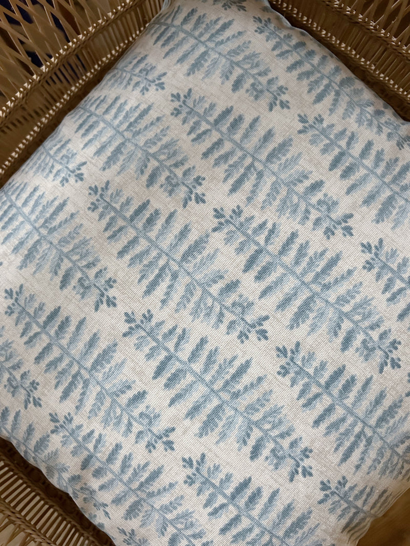 NEW IN! Blue Fern 50x50 cm