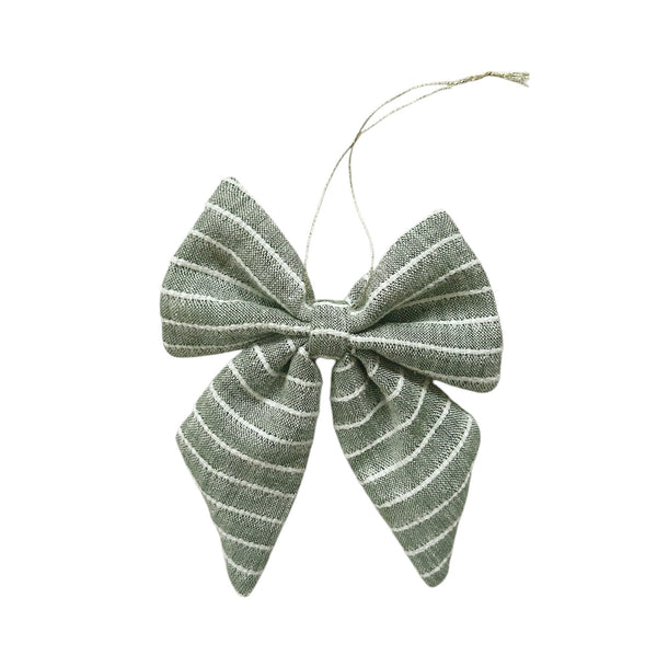 Bow Ornament no.7