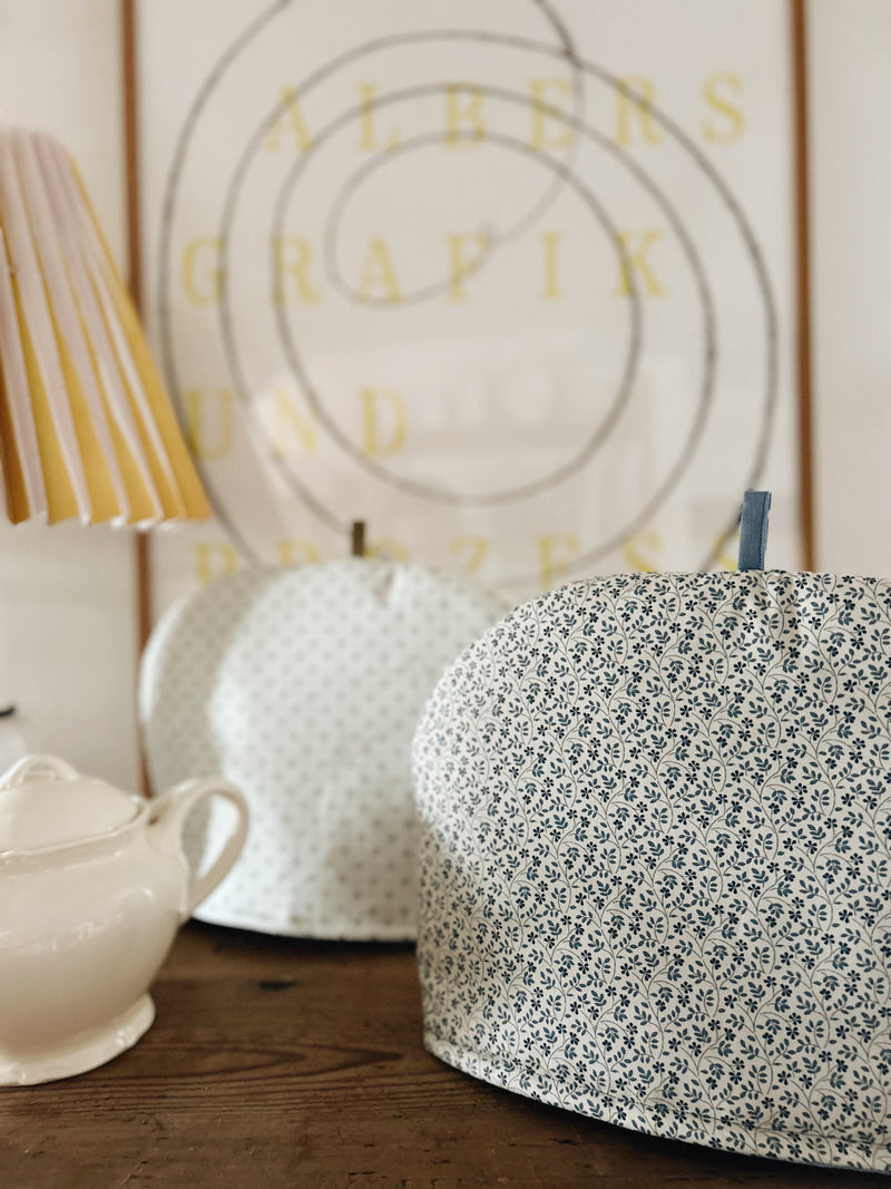 Tea Cozy ~ Zenia