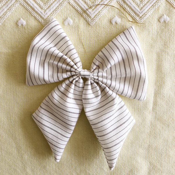 Easter Bow Ornament no.1